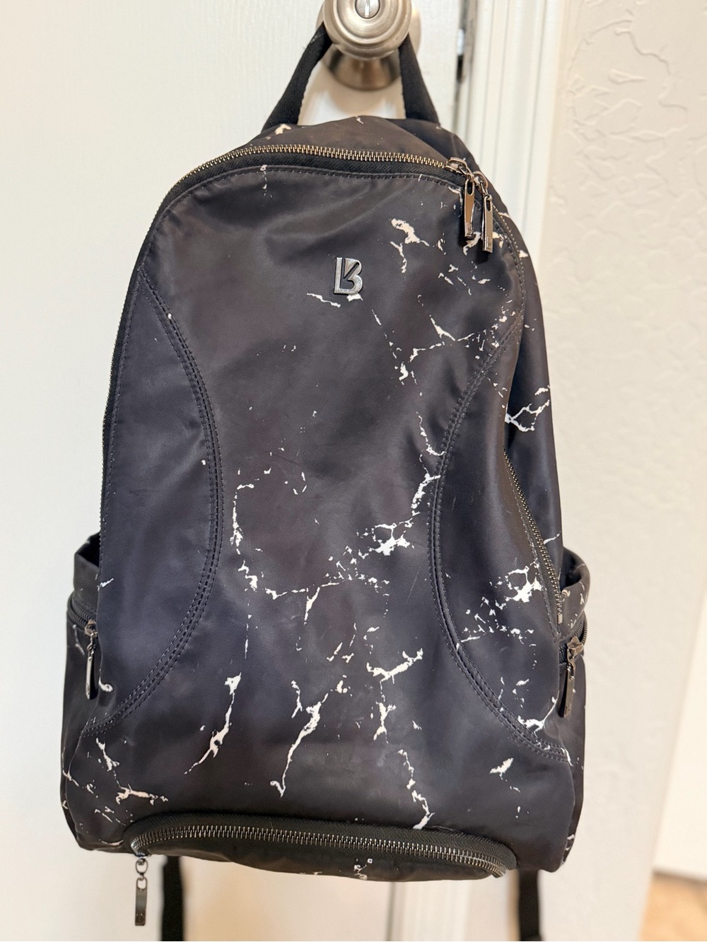 Black Marble-Accent Woman’s Backpack
